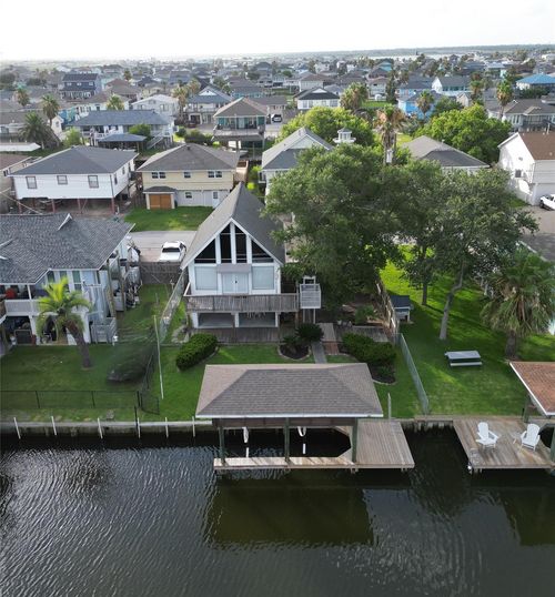 684 Warsaw St, Bayou Vista, TX, 77563-2606 | Card Image