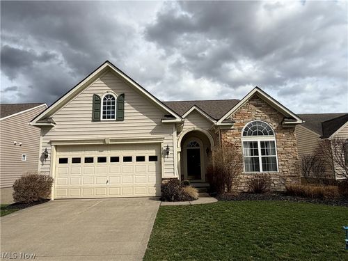 895 Highridge Ln, Kent, OH, 44240-1625 | Card Image