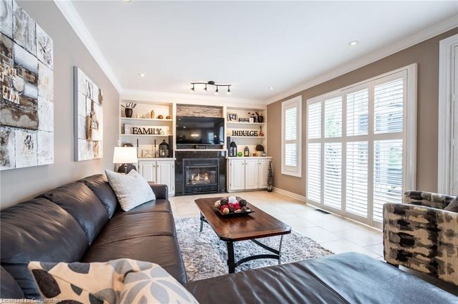 27 Gladiola Dr, House other with 5 bedrooms, 4 bathrooms and 14 parking in Carlisle ON | Image 12