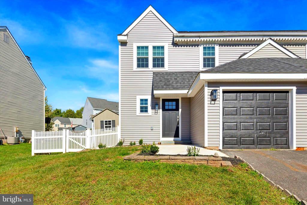 Laurel Dr, Royersford, PA 19468