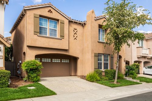 5425 Washoe Street, Sacramento, CA, 95835 | Card Image