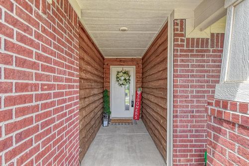 2912 Butterfly Way, Norman, OK, 73069 | Card Image