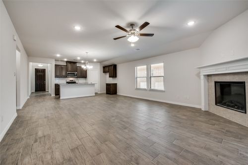 504 Paloma St, Weatherford, TX, 76087-5236 | Card Image