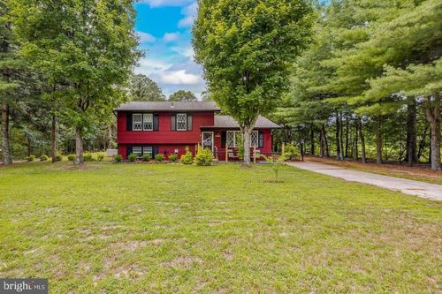 960 S Grand St, Hammonton, NJ, 08037-3309 | Card Image