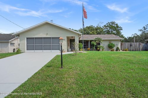 2392 Holston Ave, SPRING HILL, FL, 34608-4931 | Card Image