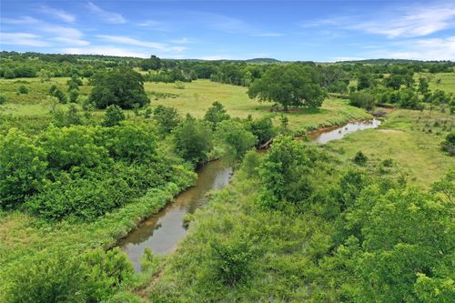214 E. Truce Road, Bowie, TX, 76230 | Card Image