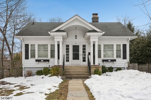 3 Fuller Ave, Chatham, NJ, 07928-2301 | Card Image