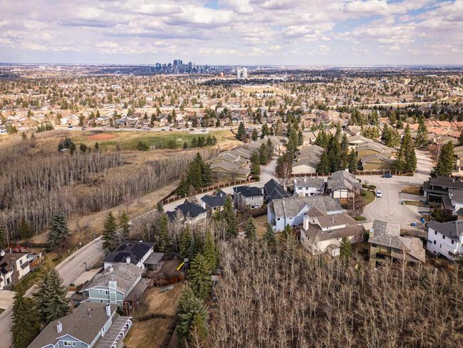 127 Stratton Pk Sw, House other with 4 bedrooms, 3 bathrooms and 4 parking in Calgary AB | Image 48