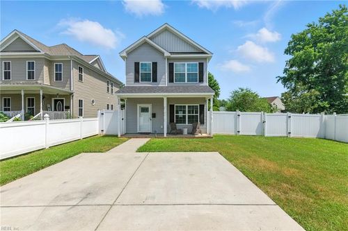 520 Eola Ave, Suffolk, VA, 23434-4102 | Card Image