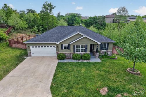 106 Iron Ct, Saint Robert, MO, 65584-9518 | Card Image