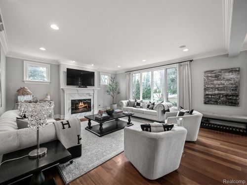 1200 Shipman Blvd, Birmingham, MI, 48009-4139 | Card Image
