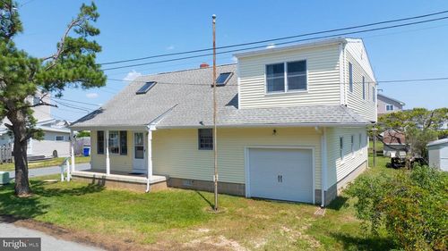 39896 Assawoman St, BETHANY BEACH, DE, 19930-2800 | Card Image