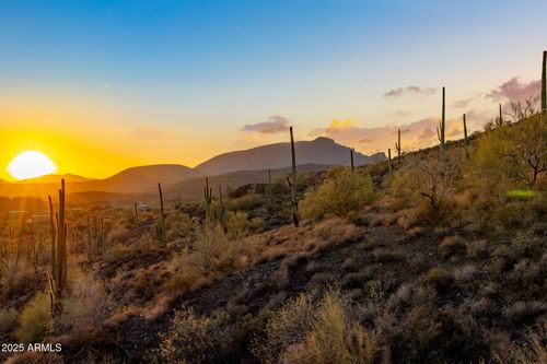 p-42000 N Fleming Springs Rd, Cave Creek, AZ, 85331-7617 | Card Image