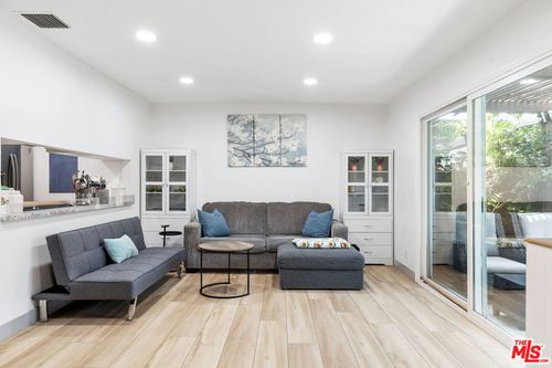 6-2735 Piedmont Ave, Montrose, CA, 91020 | Card Image