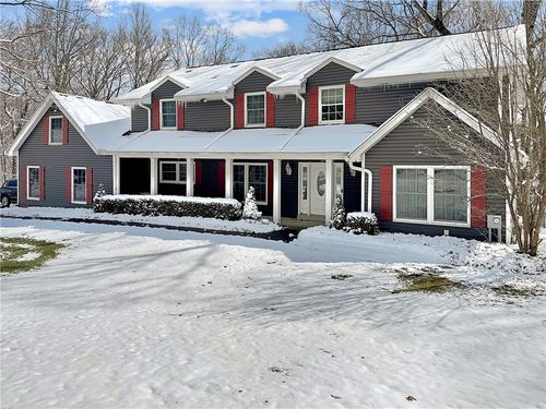 2776 Valleyview Dr, Lower Burrell, PA, 15068-3107 | Card Image