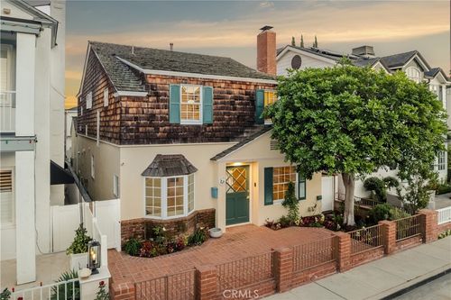 220 Apolena Ave, Newport Beach, CA, 92662-1214 | Card Image