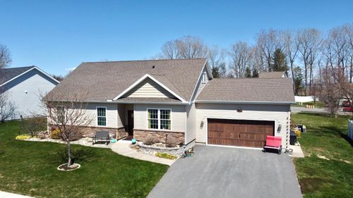 35 Louisiana Ave, Plattsburgh, NY, 12903-4012 | Card Image