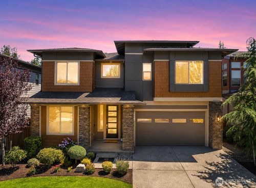 4020 235th Pl Se, Sammamish, WA, 98075-4502 | Card Image