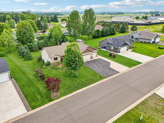 73-web-or-mls-Prairie Grass Dr-1006-071.jpg | Image 71