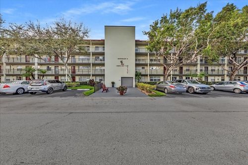 210l-13250 Sw 7th Ct, Pembroke Pines, FL, 33027-1841 | Card Image