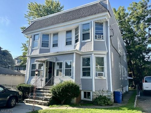 4 Swaine Pl, West Orange, NJ, 07052-5216 | Card Image