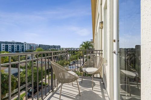 apt-551-533 Ne 3rd Ave, Fort Lauderdale, FL, 33301-3281 | Card Image
