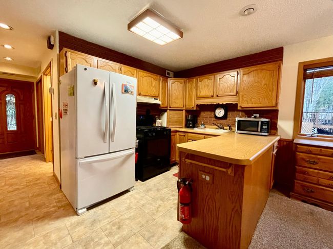 Apartment kitchen.jpg | Image 32