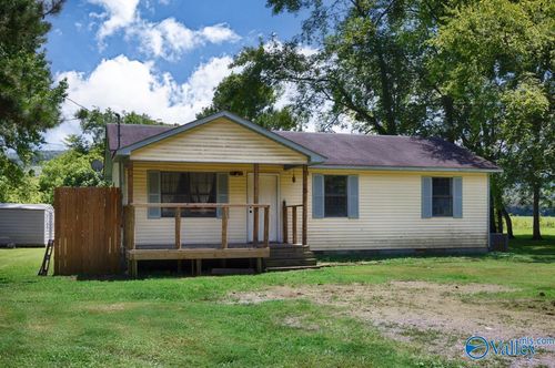 462 Section Line Rd, Gurley, AL, 35748-8302 | Card Image