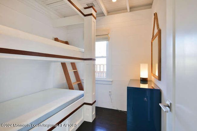 20 E Goldsborough Ave, House other with 2 bedrooms, 1 bathrooms and null parking in Long Bch Twp NJ | Image 9