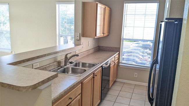 Kitchen | Image 6