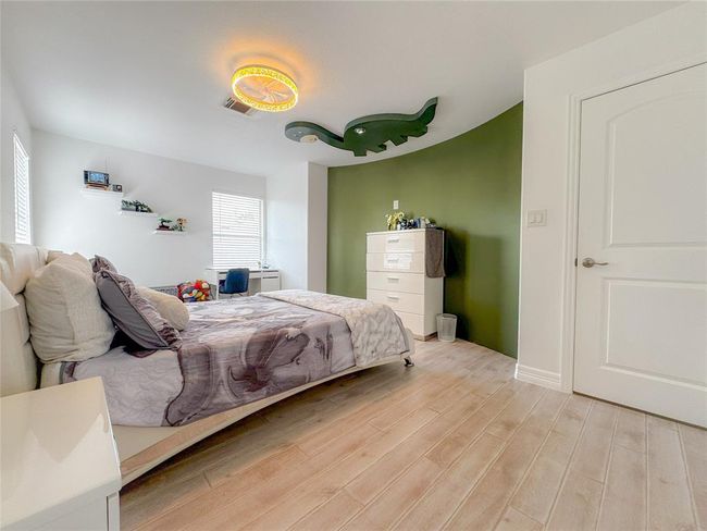 6702 Shining Sumac Ave, House other with 5 bedrooms, 3 bathrooms and 2 parking in Houston TX | Image 34