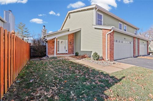 717 Turtle Cv, Ballwin, MO, 63011-4248 | Card Image