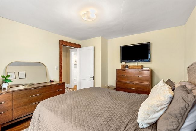 24 - 22 Burpee Rd, Home with 6 bedrooms, 2 bathrooms and 3 parking in Swampscott MA | Image 18