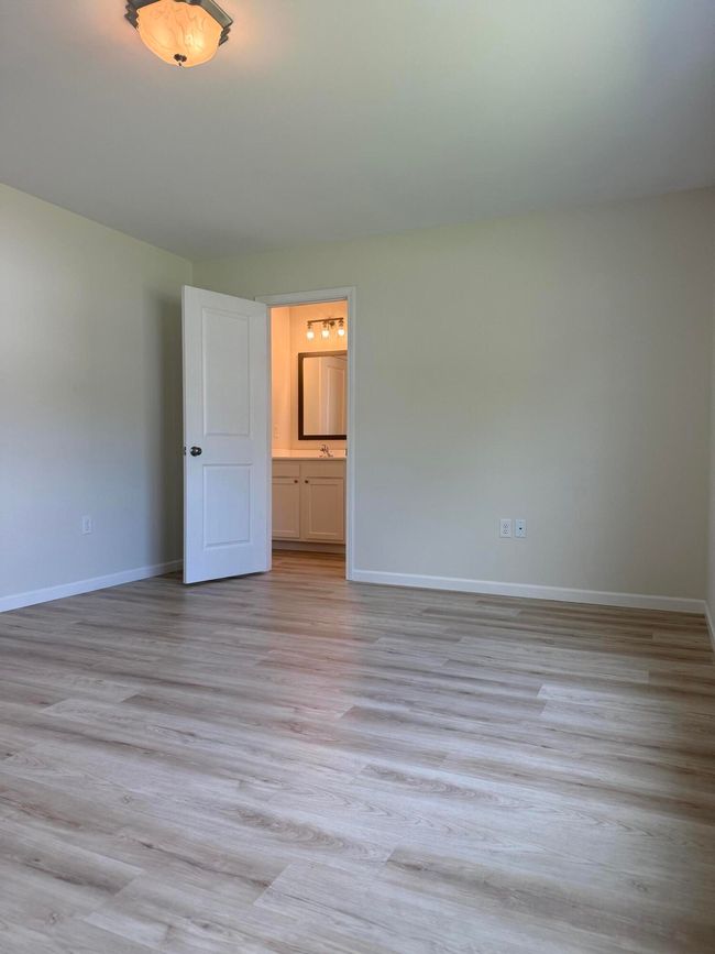 Primary Bedroom | Image 20