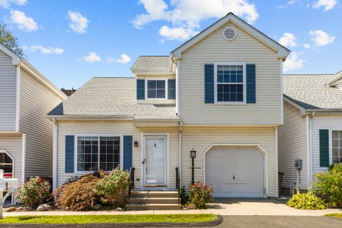 unit-2-14 Maple Tree Ave, Stamford, CT, 06906-2275 | Card Image