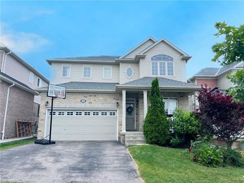 426 Robert Ferrie Dr, Kitchener, ON, N2P2Y3 | Card Image