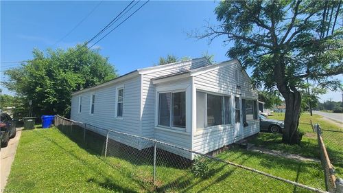 500 Factory St, Suffolk, VA, 23434-4106 | Card Image