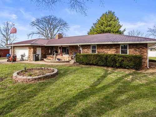 5 Truman Ct, Philo, IL, 61864-9742 | Card Image