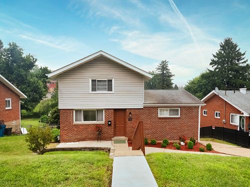 134 Queenston Drive, Wilkins Twp, PA, 15235 | Card Image