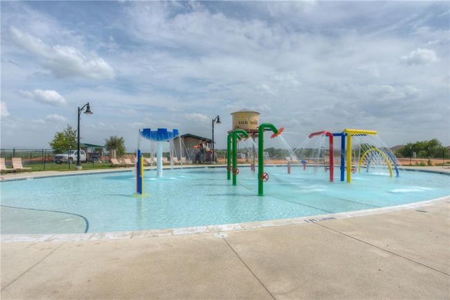 564 Moonwalker Trl, House other with 3 bedrooms, 2 bathrooms and 2 parking in Buda TX | Image 10