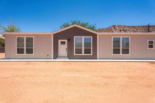 476 E Jessop Ave, Hildale, UT, 84784-7753 | Card Image