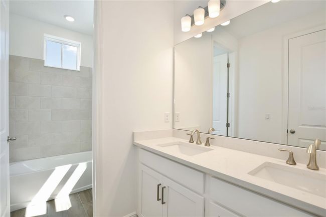 9964 Rodbell St, Townhouse with 3 bedrooms, 3 bathrooms and null parking in ORLANDO FL | Image 17