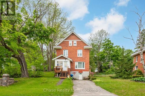 746 Sixth Ave, Port Mcnicoll, ON, L0K1R0 | Card Image