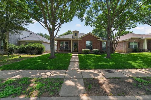 2830 Gospel Drive, Dallas, TX, 75237 | Card Image