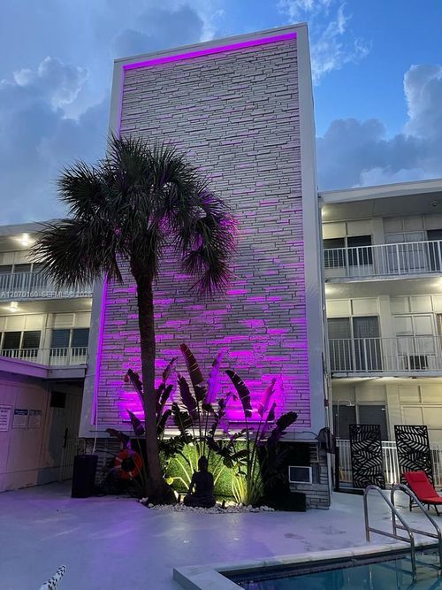 202-2101 Normandy Drive, Miami Beach, FL, 33141 | Card Image