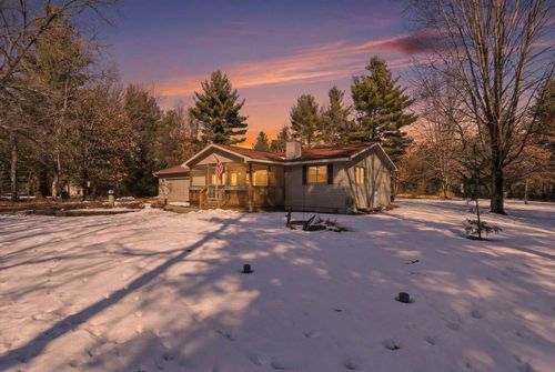 395 Backwater Trl, Nekoosa, WI, 54457-7901 | Card Image