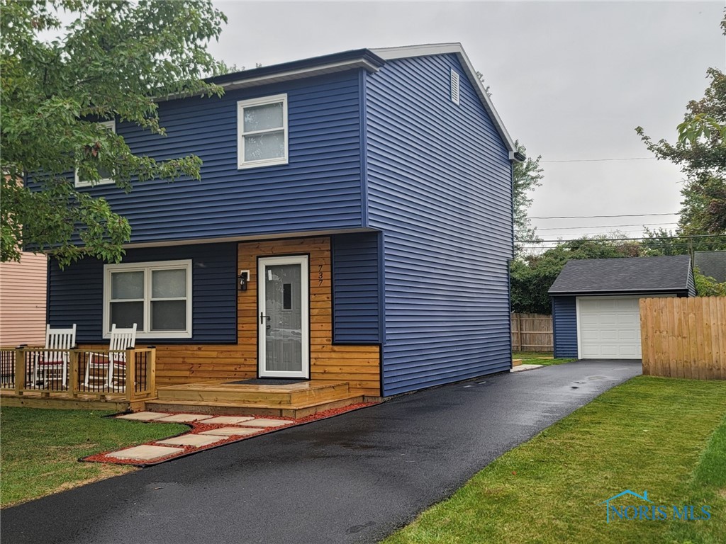 Poinsetta Ave, Toledo, OH 43612