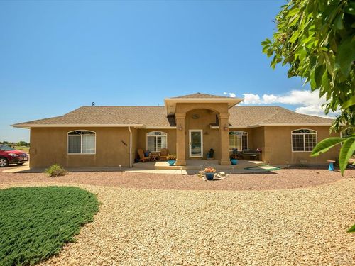 1060 W Stallion Dr, Pueblo West, CO, 81007-3174 | Card Image