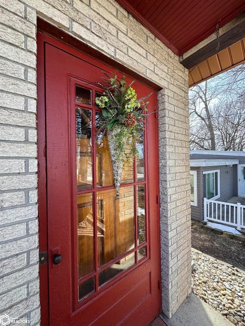 2522 S Lakeview Dr, Clear Lake, IA, 50428-2909 | Card Image