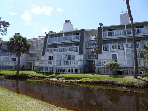 237 Driftwood Ln, Edisto Island, SC, 29438-3625 | Card Image